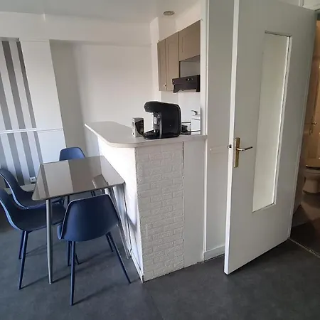 Daire Grand Studio Paris - Rer E *
